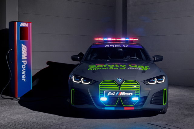 bmw i4 safety car 1