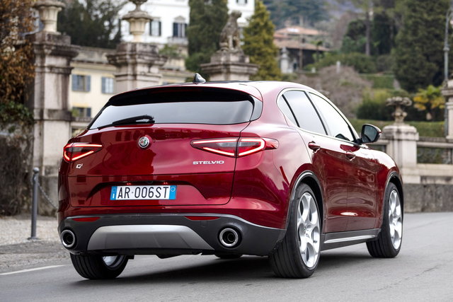 alfa romeo stelvio 6c villa este 05