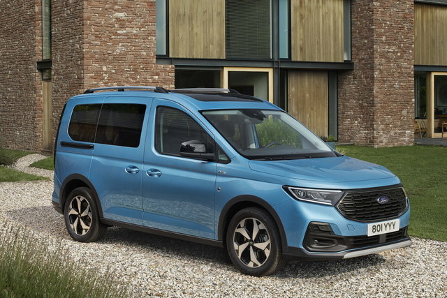 ford tourneo connect 2022 01