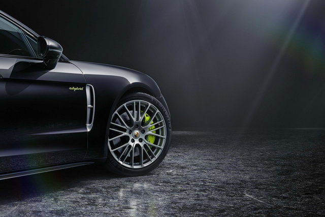 porsche panamera platinum edition 1