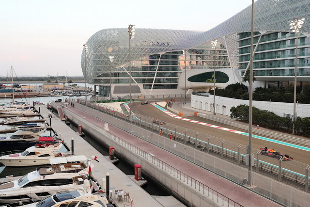 abu dhabi yas marina 2
