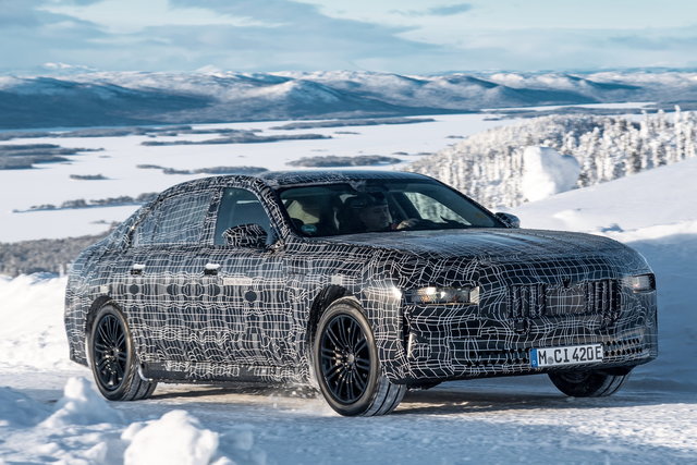 bmw i7 spy 03