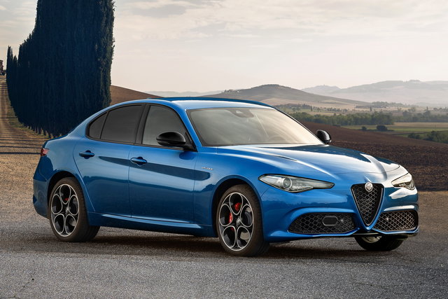 alfa romeo stelvio giulia 2022 2