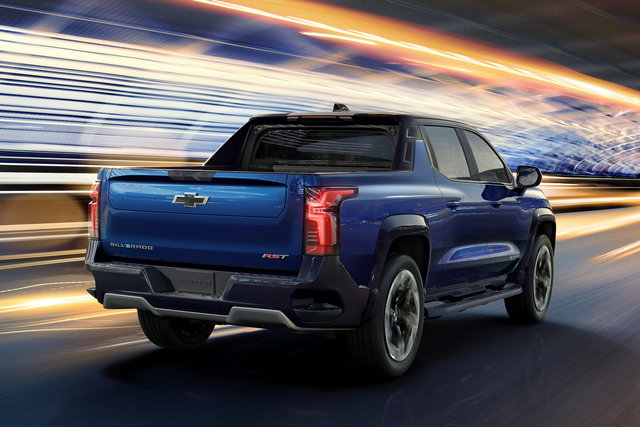 chevrolet silverado ev 2023 02