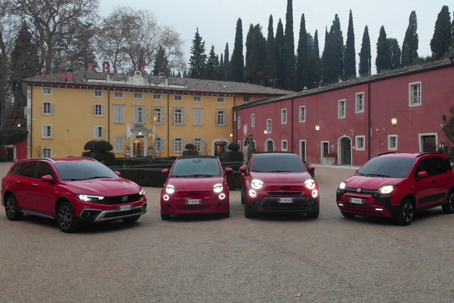 fiat red gamma 2022 13
