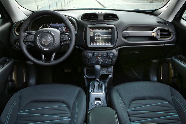 jeep  renegade compass e hybrid 01