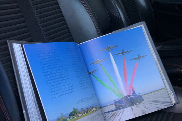 libro pagani hypercars autore 3