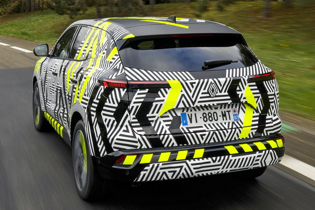 renault austral 2022 teaser spy 1