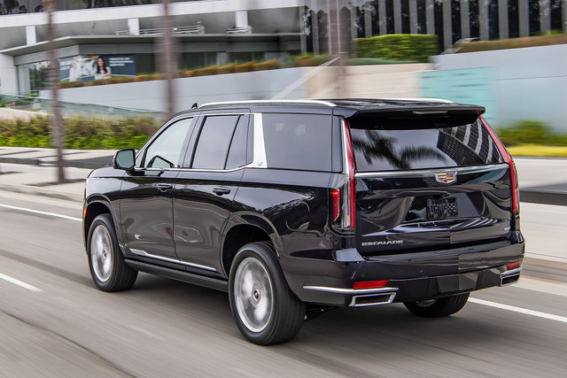 cadillac escalade 2022 02 03