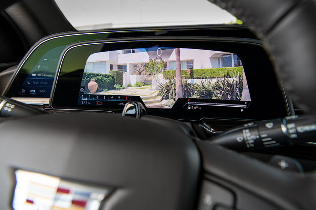 cadillac escalade 2022 02 08