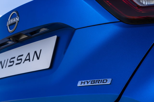 nissan juke hybrid 2022 08