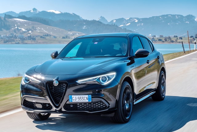 alfa romeo giulia stelvio estrema 02