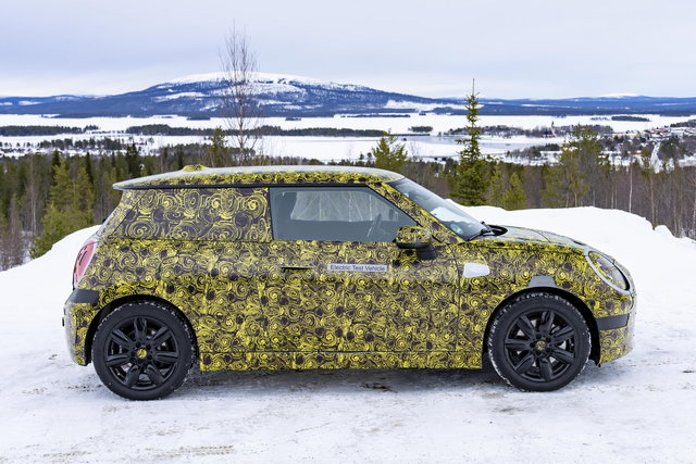 mini 3 porte spy 2022 03 02
