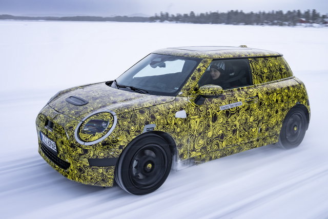mini 3 porte spy 2022 03 05