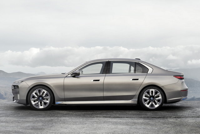 bmw serie 7 i7 2022 04 04