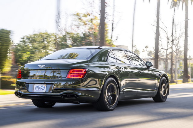 bentley flying spur hybrid 1