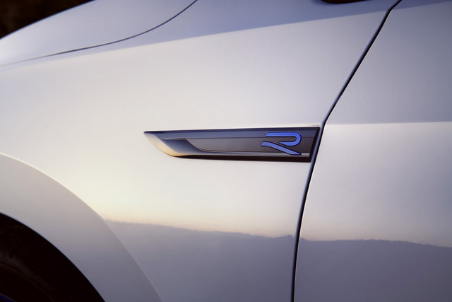 volkswagen golf r 20 years 2022 05