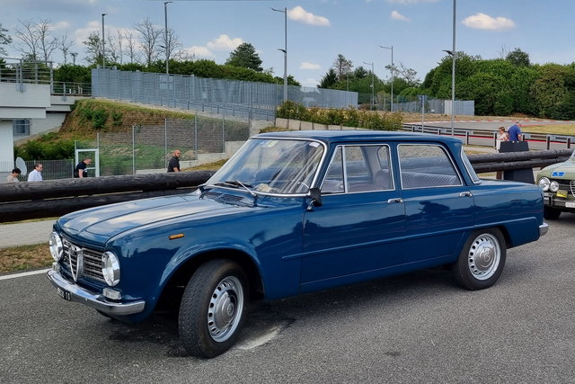 alfa romeo giulia 60 anni 2022 02