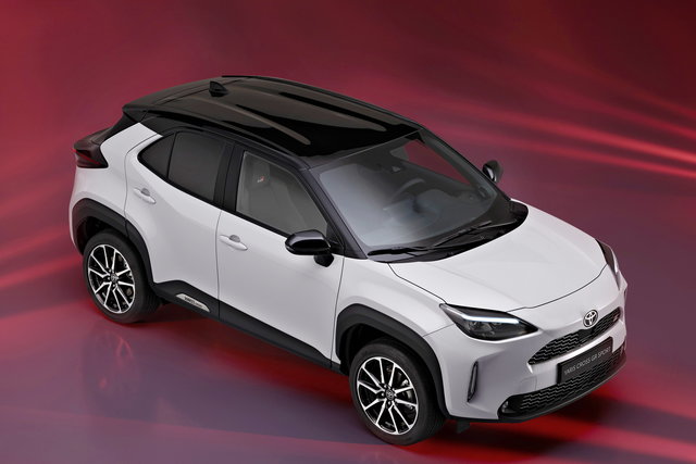 toyota yaris cross gr sport 2022 07