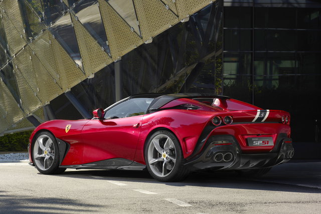 ferrari sp51 2022 1