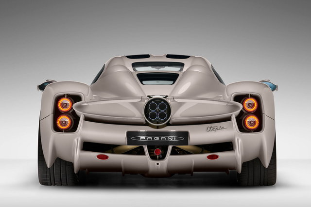 pagani utopia 2022 09 04