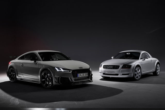 audi tt rs iconic edition 2022 10 06