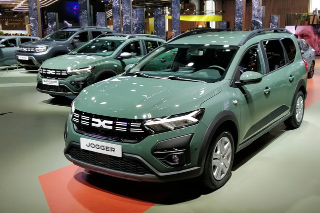 dacia jogger hybrid 140