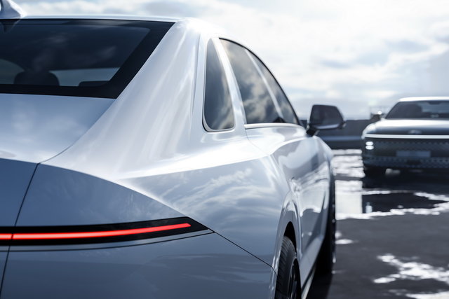 hyundai grandeur 2023 06