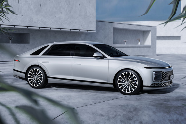 hyundai grandeur 2023 08
