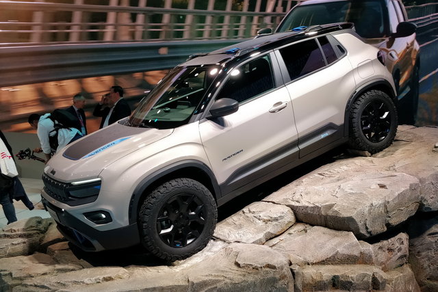 jeep avenger 4xe concept 2