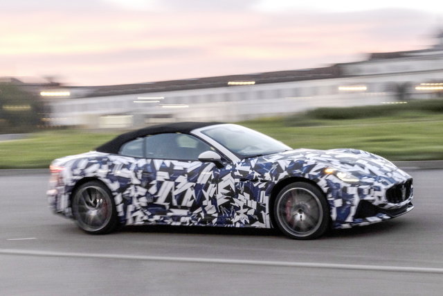 maserati grancabrio2023 spy 3