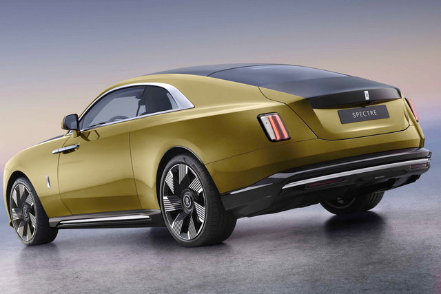 rolls royce spectre 2022 10 03