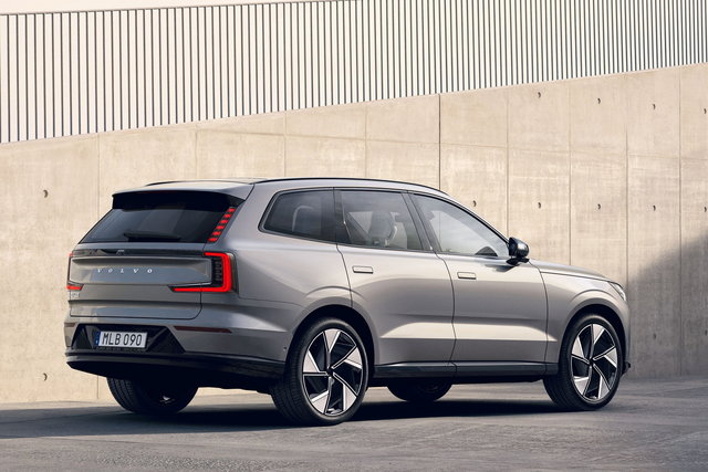 volvo ex90 2022 11 01