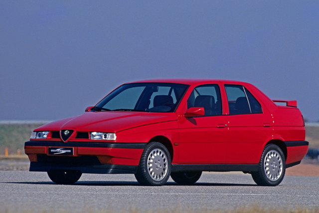 alfa romeo 155  04
