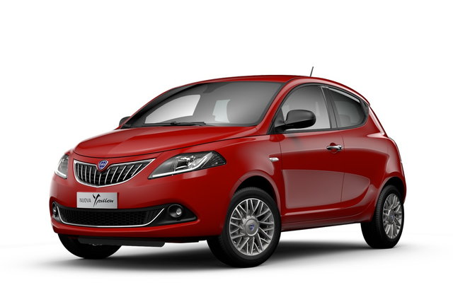 lancia ypsilon 2023