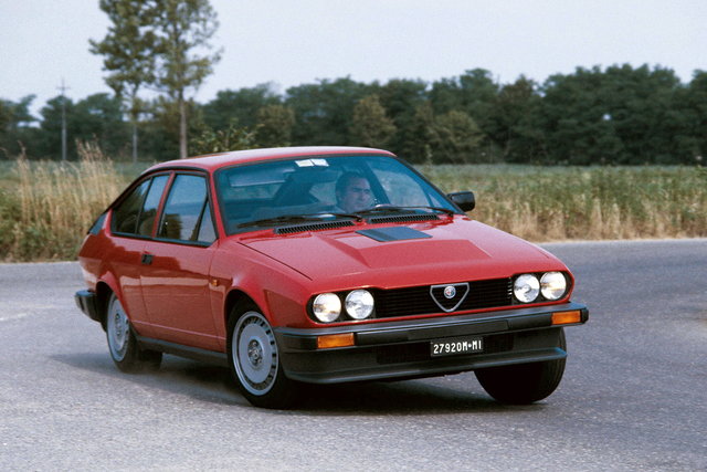 alfa romeo gtv 6