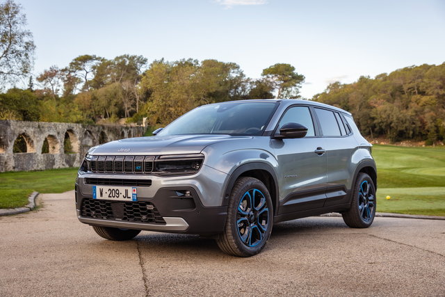 jeep avenger 2023 01
