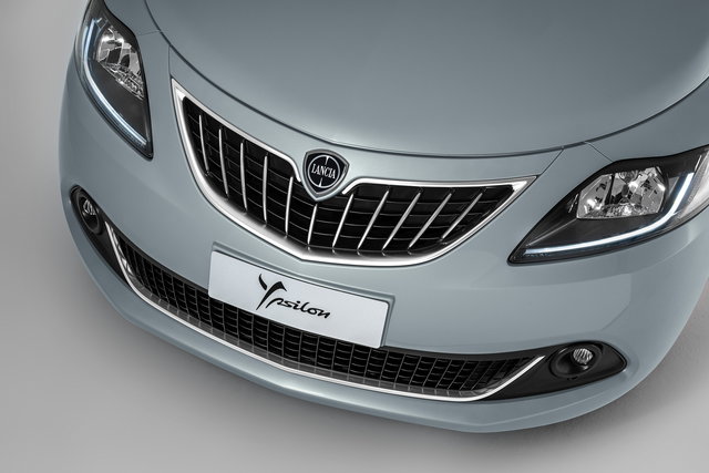 lancia ypsilon 2023 01 05