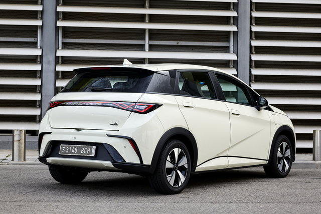 byd dolphin 2023 04 01
