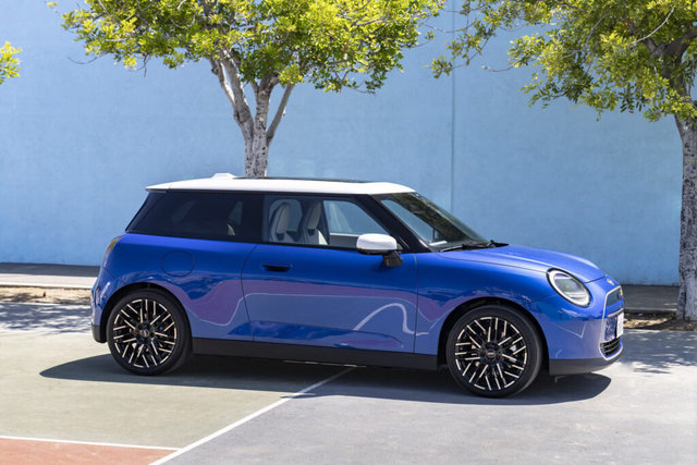 mini cooper se 2024 spy 1