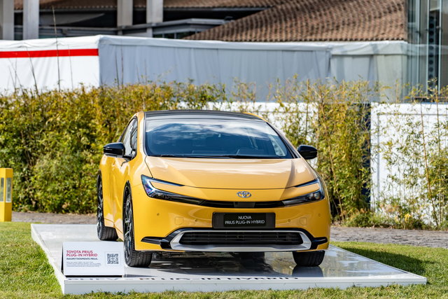 toyotaprius7