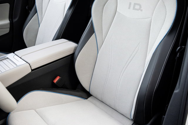volkswagen id 7 teaser 07
