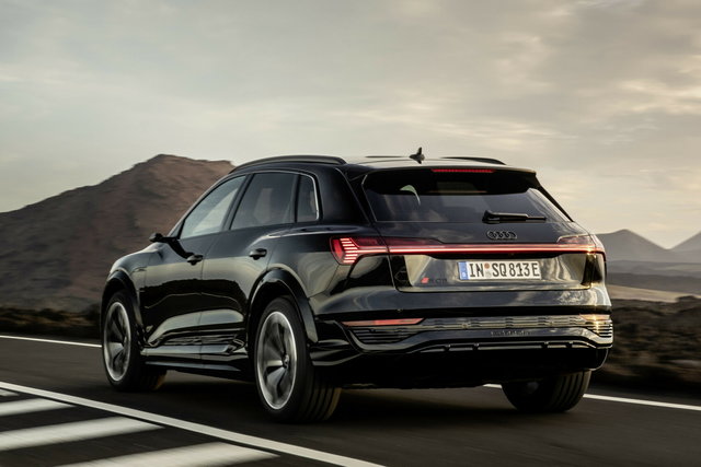 audi sq8 etron 2023 05 5