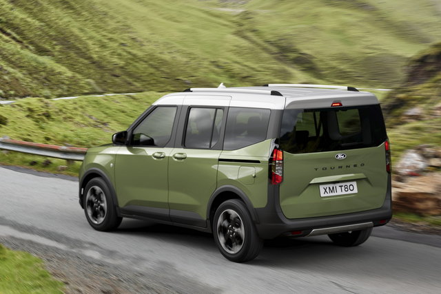 ford tourneo currier 2023 24 03