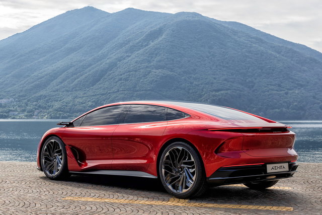 aehra sedan 2023 06 3