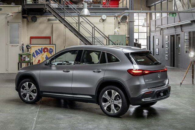 mercedes eqa mercedes eqb 2023 08 03