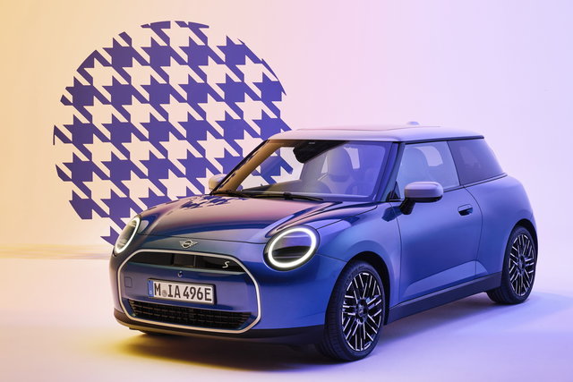 mini cooper 3 porte ev 2024 19