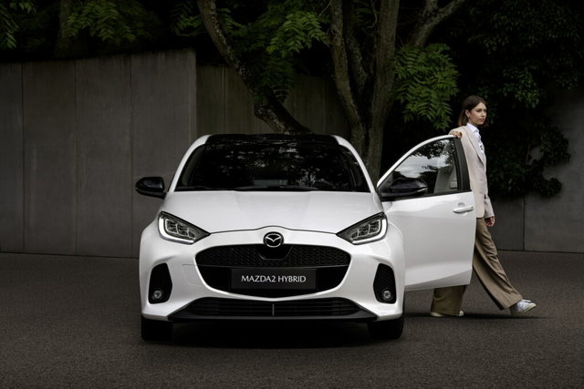 mazda 2 restyling 2024 low 08