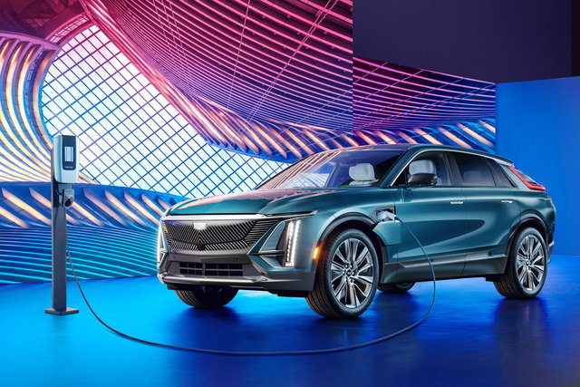 2024 cadillac lyriq 09