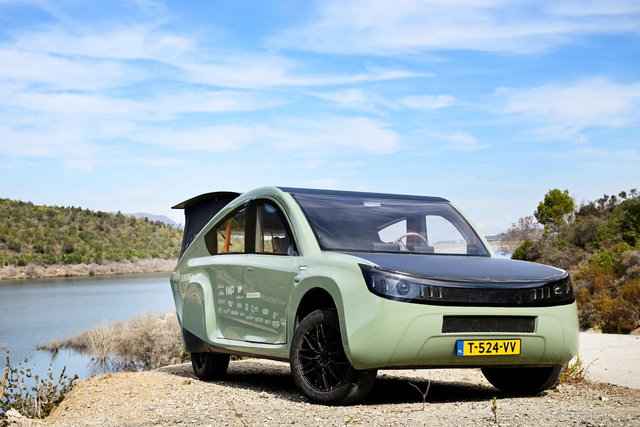 stella terra auto solare